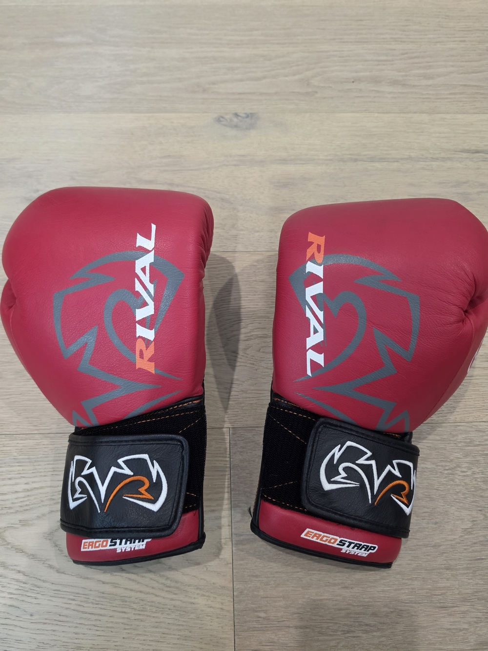 Rival RS10V 16 oz Sparring Boxing Gloves Red Black Leather Ergo Strap